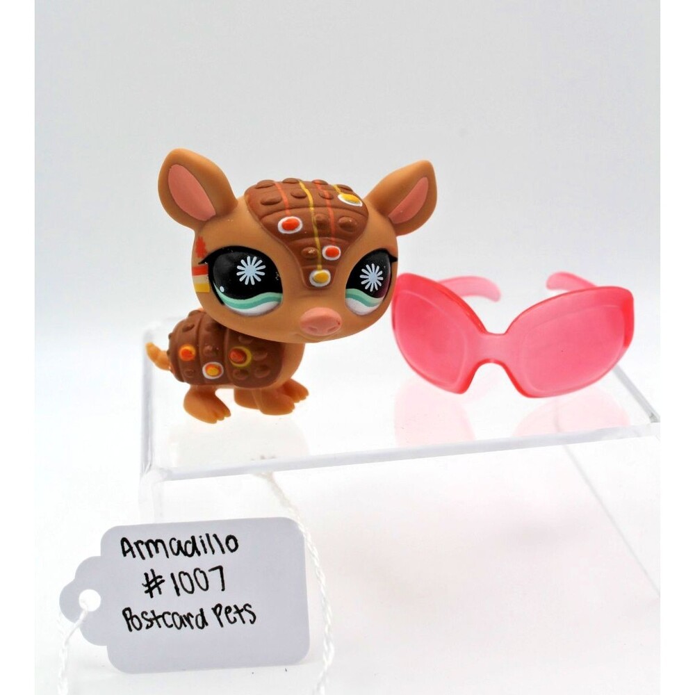 Littlest Pet Shop LPS #1007 Armadillo Postcard Pets Glasses Accessories Hasbro